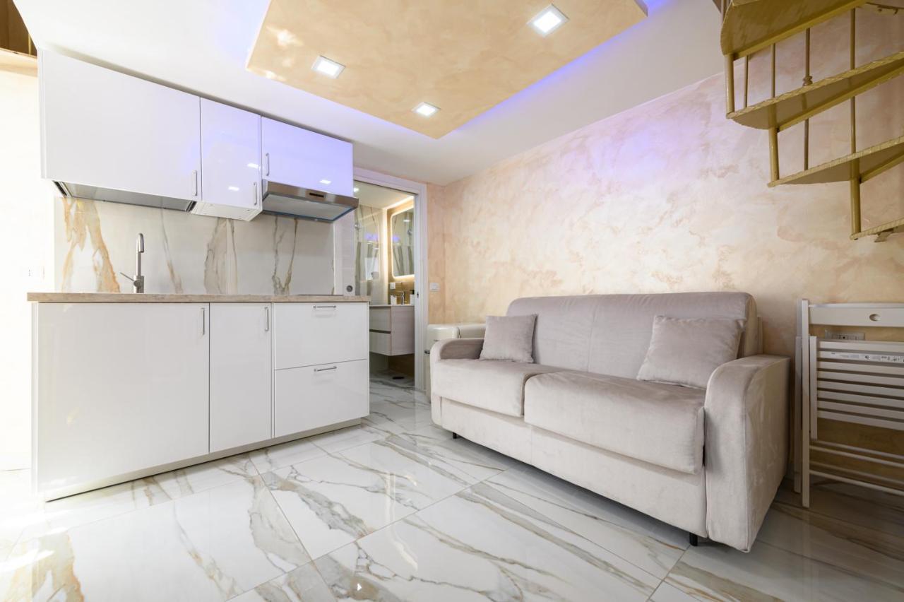 La Magnifica Napoli Apartments Gold House Екстер'єр фото